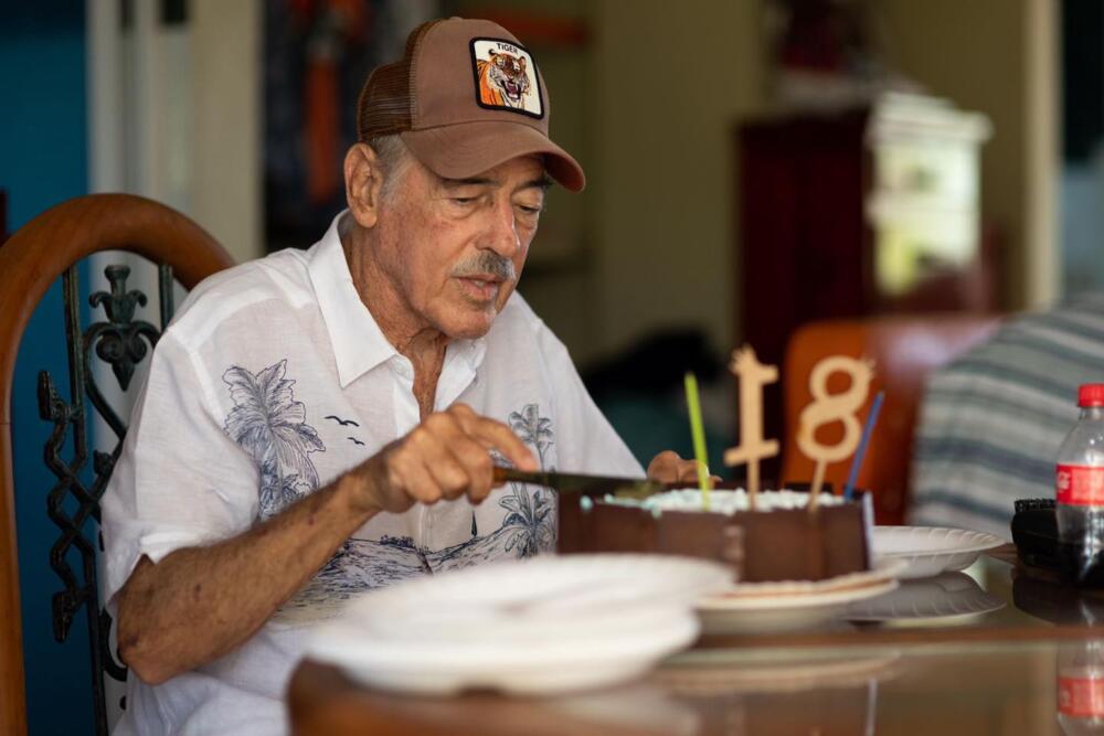 Luto en la televisión: murió el actor Andrés García La tarde de este martes se conoció la muerte del actor Andrés García a sus 81 años. En sus últimos años de vida había presentado una serie de quebrantos de salud, entre esos una cirrosis.