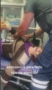 Investigarán a paramédicos que "atendieron" a muñeca de trapo La Secretaría de Salud de Bogotá iniciará un proceso de investigación contra los paramédicos que "atendieron" en ambulancia a 'Natalia', la muñeca de trapo de Cristian Montenegro y que dice ser su esposa.