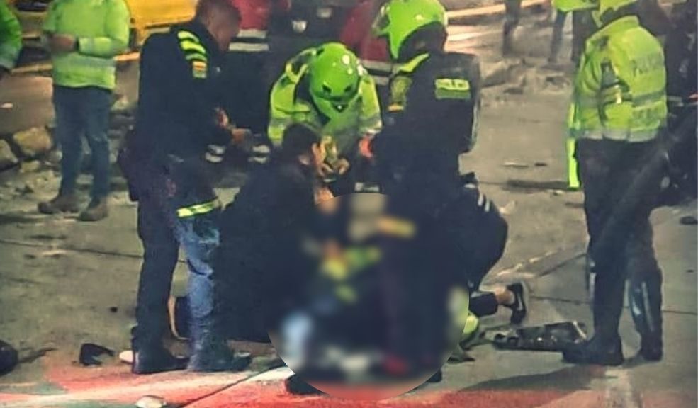 Accidente fatal de policía por el Campín En la madrugada del sábado 01 de abril de 2023 ocurrió un accidente de tránsito en la calzada de transmilenio sobre la Carrera 30 frente al estadio El Campín.