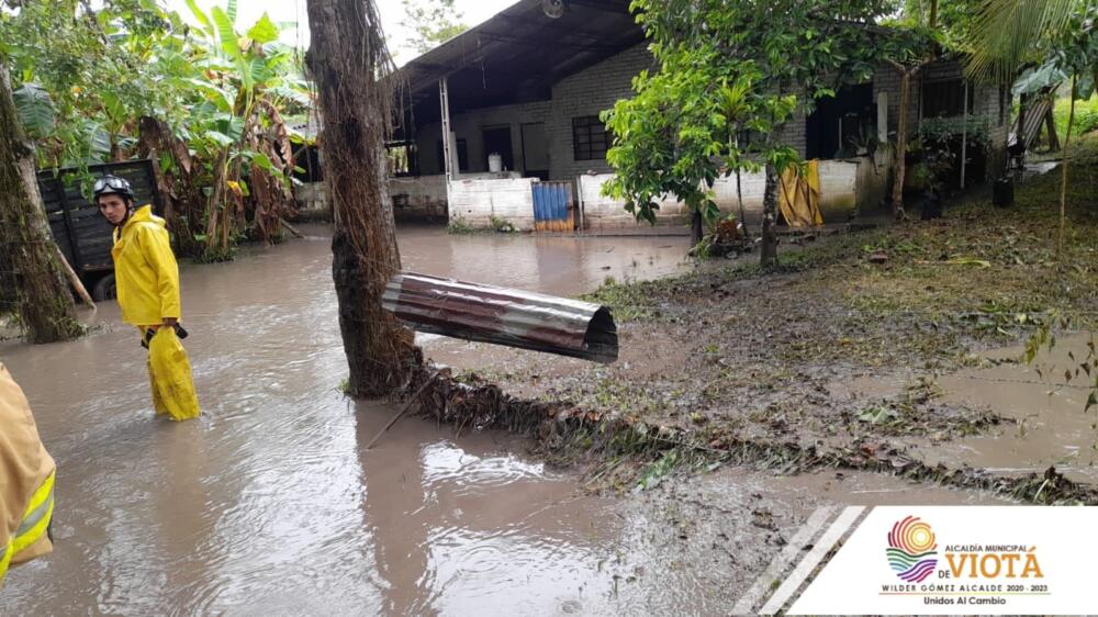Sigue la emergencia por fuertes lluvias en Cundinamarca Debido a las fuertes lluvias que se han presentado durante las últimas horas en Cundinamarca, las autoridades confirmaron que dos personas perdieron la vida.