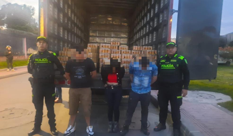 Capturan a ladrones que pretendían robar un camión en Ciudad Bolívar Los ladrones se hicieron pasar por los dueños del camión para intentar realizar el robo.
