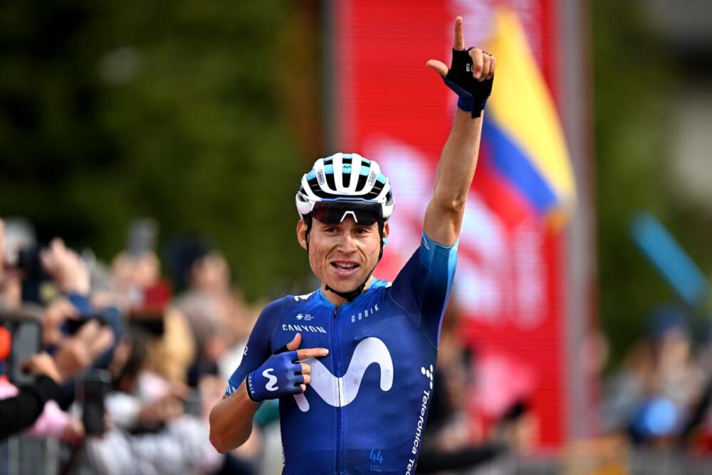 EN VIDEO: ¡Einer Rubio, monumental! Así ganó la etapa 13 del Giro de Italia El ciclista colombiano Einer Rubio ganó la etapa 13 del Giro de Italia. Le contamos cómo logró su gesta.