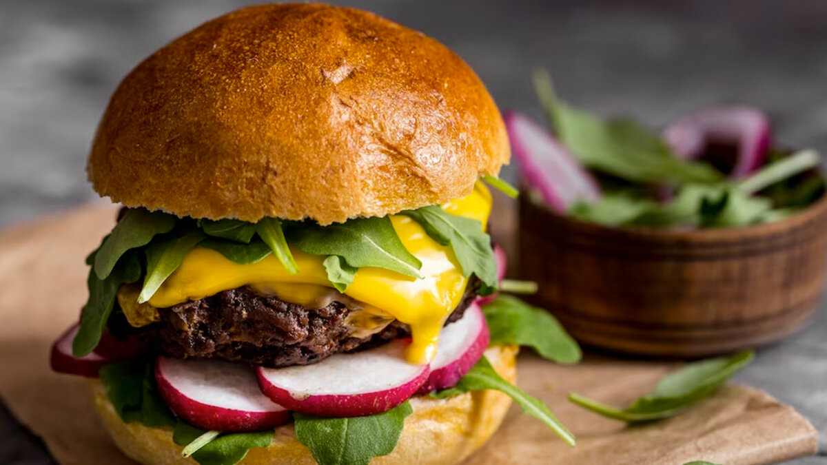 Aprenda a prepara una deliciosa hamburguesa vegetariana Le contamos cómo puede preparar una hamburguesa vegetariana.