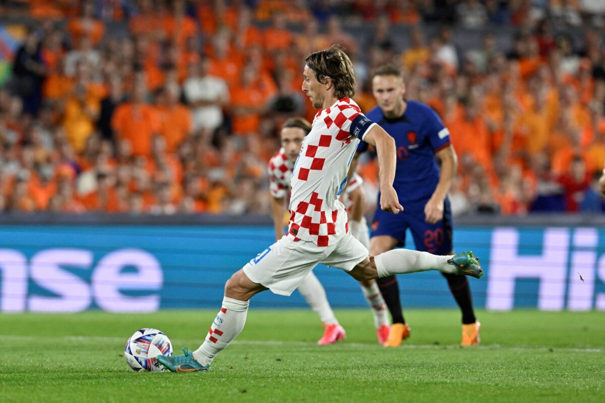 Croacia superó a Países Bajos 4 a 2 y jugará la final de la Liga de las Naciones Croacia venció a Países Bajos en la primera semifinal de la Liga de las Naciones, que se disputa en suelo neerlandés y ahora espera por España o Italia, que definirán al segundo finalista.