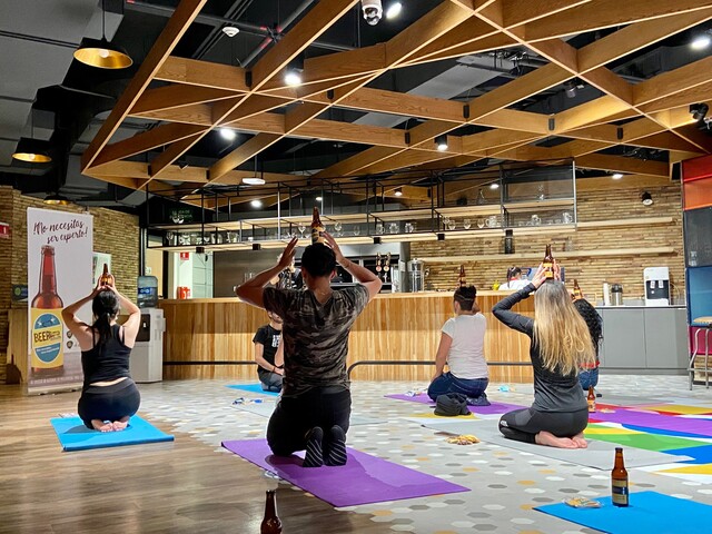 Hay 170 actividades para relajar el cuerpo y el alma este finde: ¡Son gratis! Del 17 al 25 de junio la capital se unirá a la celebración del Día Mundial del Yoga con 170 actividades gratuitas en varios puntos de la ciudad.