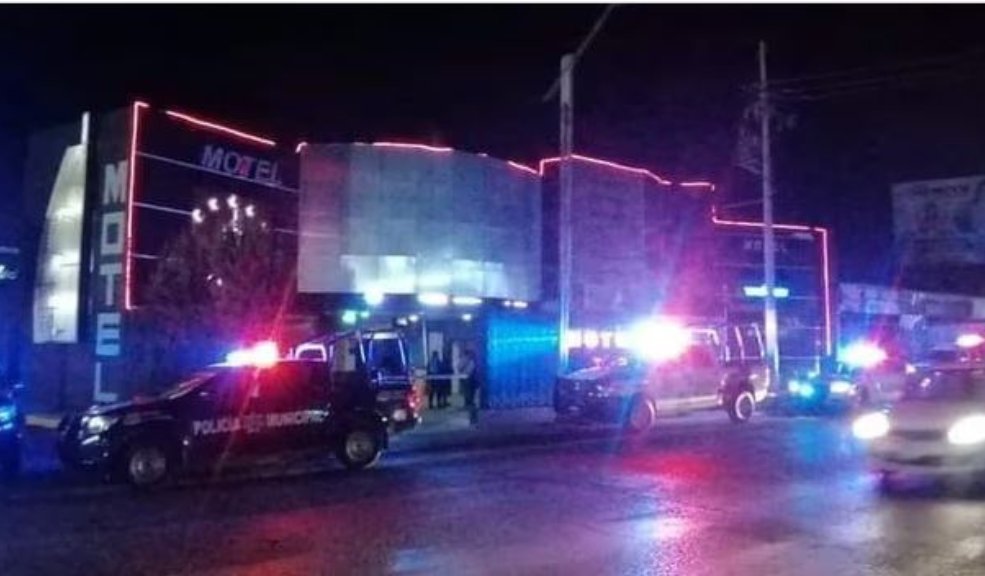 Rescatan a 11 colombianas que permanecían secuestradas en un motel Policía de México rescató a 11 colombianas que estaban secuestradas en un motel.
