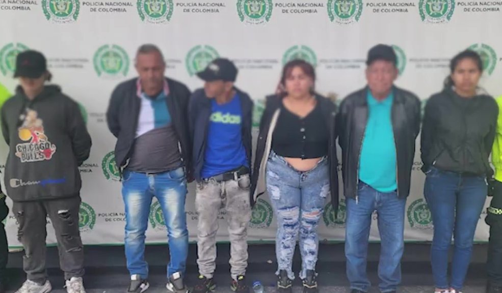 Cana para 'Los Chamos': se dedicaban al hurto en el centro de Bogotá La Fiscalía General informó este jueves que tres presuntos integrantes de la banda delincuencial 'Los Chamos' fueron enviados a la cárcel.
