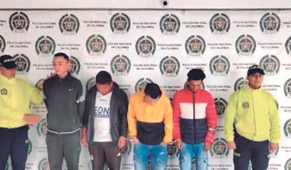 Cana para 'Los Capas' por hurto a pasajeros en buses de Cundinamarca Los cuatro integrantes de la banda delincuencial 'Los Capas' deberán cumplir medida de aseguramiento en cárcel.