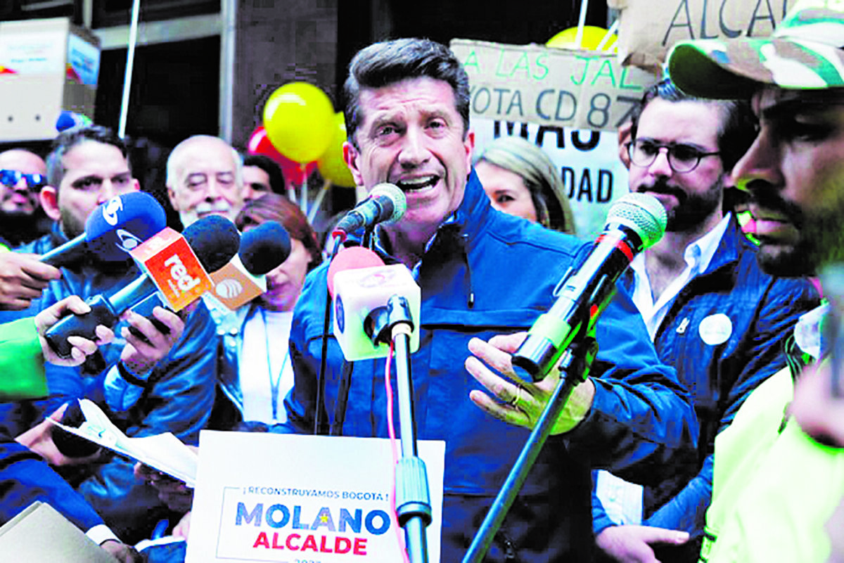 Diego Molano: “Si no tenemos seguridad va a ser difícil avanzar” Q'HUBO recibió en sus instalaciones al candidato a la Alcaldía de Bogotá, Diego Molano, quien nos contó sobre algunas de sus propuestas.