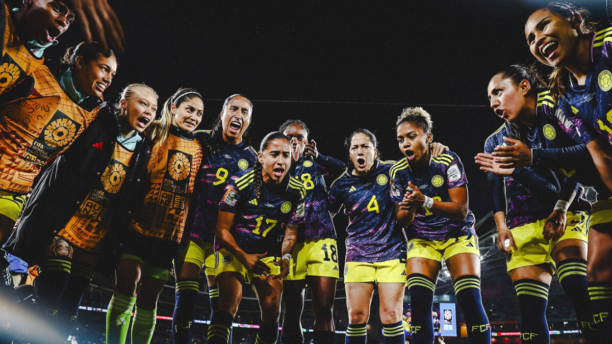 Colombia dentro de las 30 mejores selecciones femeninas del mundo La selección Colombia de fútbol femenina, que acaba de realizar el mejor Mundial de la categoría de su historia, escaló al puesto 22 del ranking de la FIFA, que lidera Suecia.