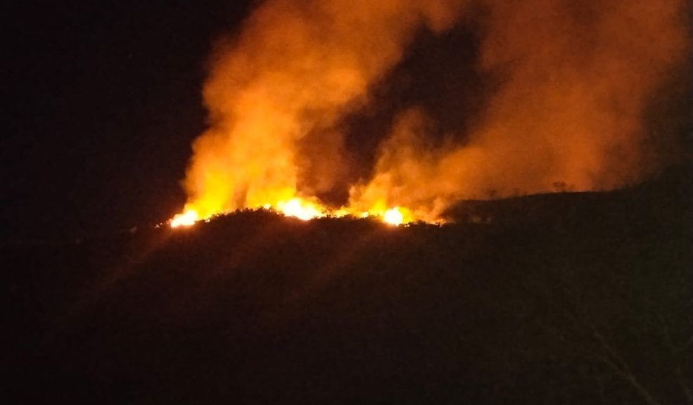Pánico por incendios en Bogotá y Soacha La noche de este jueves se presentaron graves incendios en Bogotá y Soacha.