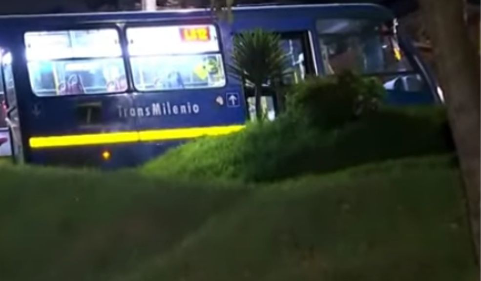 Sujeto que se subió a atracar a un bus terminó muerto en San Cristóbal