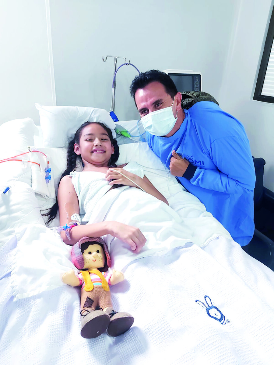 Allison, un milagro de vida Alisson es una niña de 9 años que sufrió un grave accidente de tránsito en Ciudad Bolívar en junio. Sin embargo, la pequeña ha podido afrontar esta difícil prueba y su recuperación ha sido considerada como un verdadero milagro. Esta es su historia.