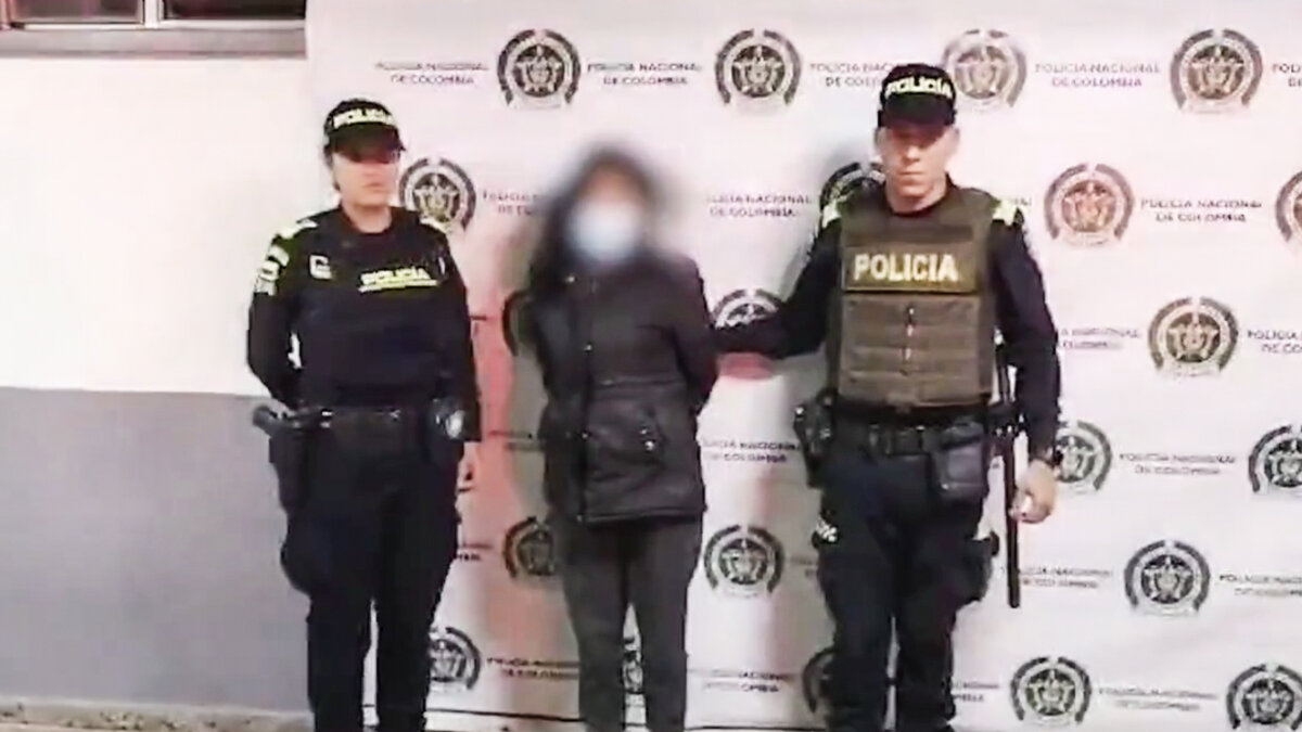 Capturaron en Usme a una mujer buscada por homicidio La Policía Metropolitana de Bogotá informó que en a la altura de la Calle 55 sur con Carrera 4k, en el barrio Danubio Azul de la localidad de Usme, se capturó a una mujer buscada por las autoridades por el delito de homicidio agravado.