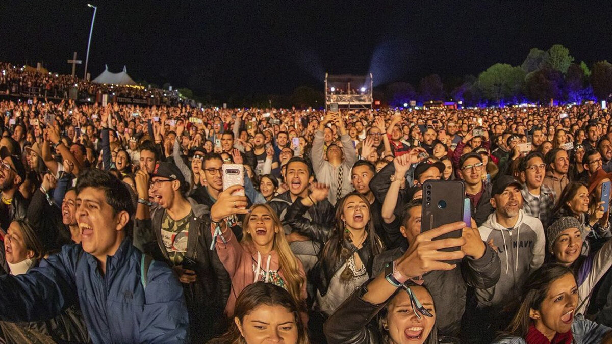 Los artistas imperdibles en el Festival Cordillera Todo está preparado para la segunda edición del Festival Cordillera, que se vivirá este fin de semana en varios escenarios ubicados en el Parque Simón Bolívar de Bogotá, en una verdadera fiesta de la música.