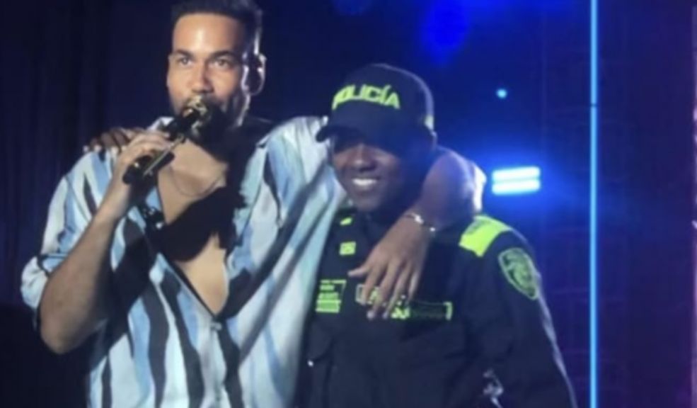 ¡La rompió! Policía se robó el show en concierto de Romeo Santos