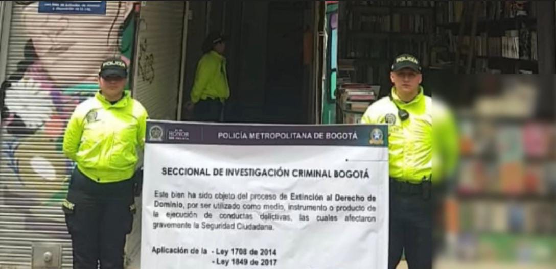 Duro golpe contra la falsificación de libros La Fiscalía impuso medidas cautelares a 23 bienes que pertenecerían a redes dedicadas a la falsificación de libros en Bogotá.