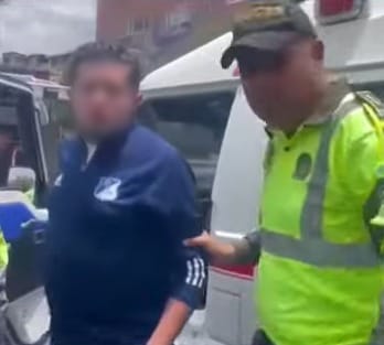 Sorprendieron a conductor de ambulancia mientras manejaba borracho