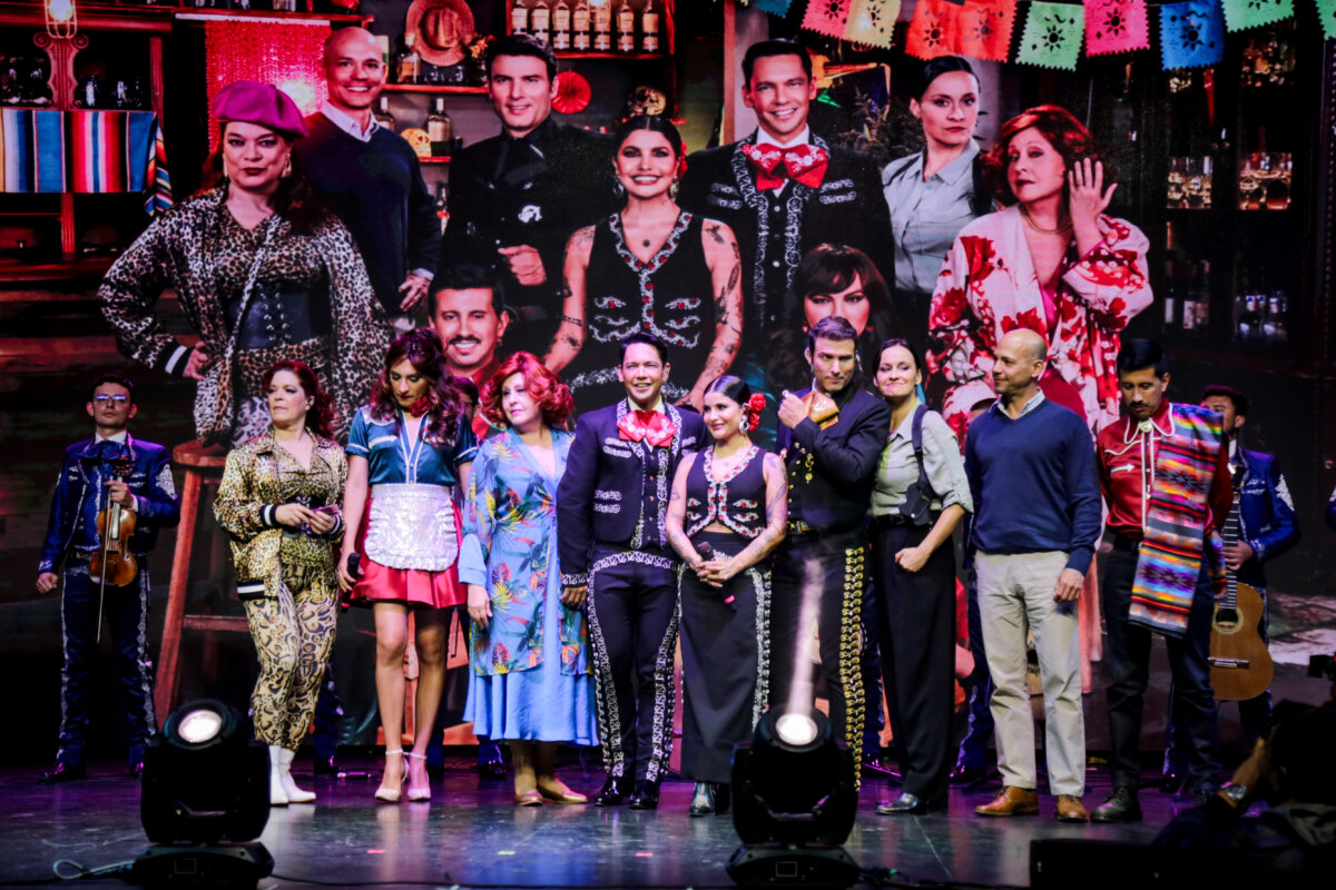 ‘La hija del mariachi’ ahora canta en el teatro  Tras 17 años del éxito de la telenovela 'La Hija del Mariachi', el canal RCN decidió llevarla al género del teatro musical.