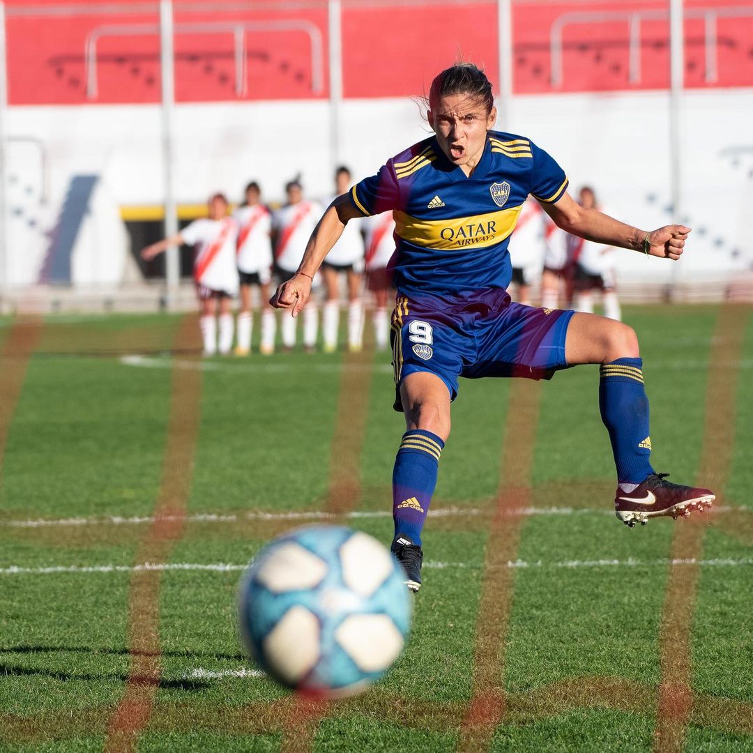 Comienza el sueño continental: así se jugará la primera fecha de la Copa Libertadores Femenina Con la participación de 3 equipos colombianos (Santa Fe, América y Nacional), hoy se dará inicio a una nueva edición de la Copa Libertadores Femenina.