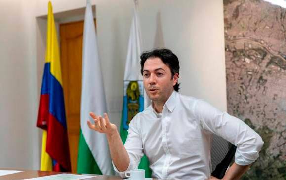 "No puedo quedarme de brazos cruzados": Daniel Quintero tras renunciar a la alcaldía de Medellín