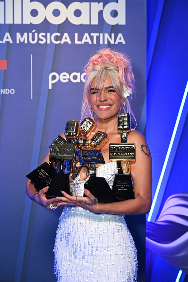 'La Bichota' arrasó en los Premios Billboard 2023: se llevó 5 galardones Karol G fue una de las artistas más premiadas en la última edición de los Premios Billboard de la Música Latina. La artista paisa arrasó con varias categorías, llevándose 5 premios en total.