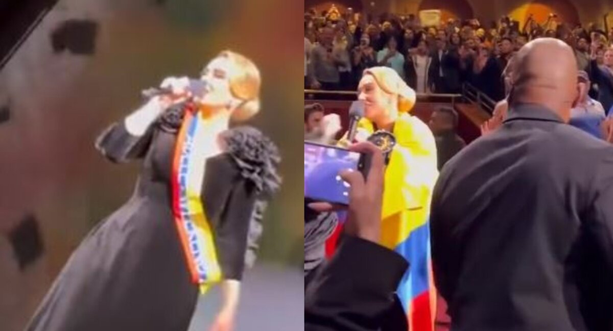 ¡Qué orgullo! Adele lució la bandera colombiana durante un concierto en Las Vegas Adele es de las cantantes más queridas por cientos de fanáticos en todo el mundo, y durante este fin de semana se acaba de ganar el cariño de los colombianos luego de que cantó durante un concierto luciendo los colores de nuestra bandera.