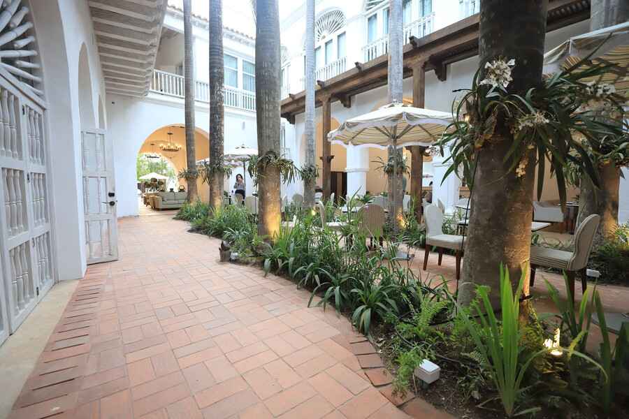 Cartagena tiene el mejor hotel histórico del continente Nuevamente la hotelería de la ciudad de Cartagena está de celebración. Uno de sus hoteles boutique acaba de obtener los galardones en tres de las categorías de los World Luxury Hotel Awards.