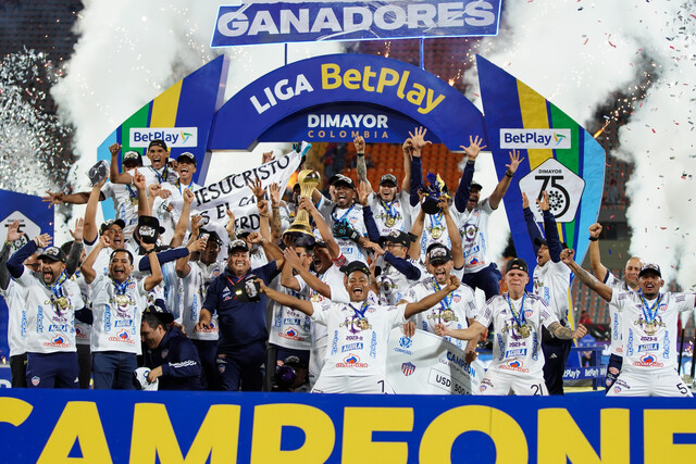 ¡Campeón! Junior logró su décima estrella La noche de este 13 de diciembre ya es una fecha histórica para el Junior, pues logró ser campeón de la Liga Colombiana en el segundo semestre del año 2023, obteniendo su décima estrella.