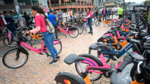 La bici, una alternativa sostenible para el Día sin carro Con la proximidad del Día sin Carro en Bogotá, Tembici se posiciona como una opción ideal para la movilidad durante esta jornada especial.