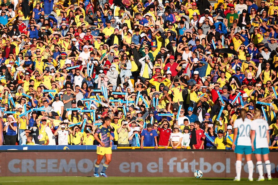 Bogotá será sede del Mundial Femenino Sub 20 La Fifa confirmó las sedes que tendrá el torneo de selecciones femenina juvenil, el cual será organizado en Colombia. Bogotá fue elegida, al igual que Cali y Medellín, y albergará los partidos en dos estadios.