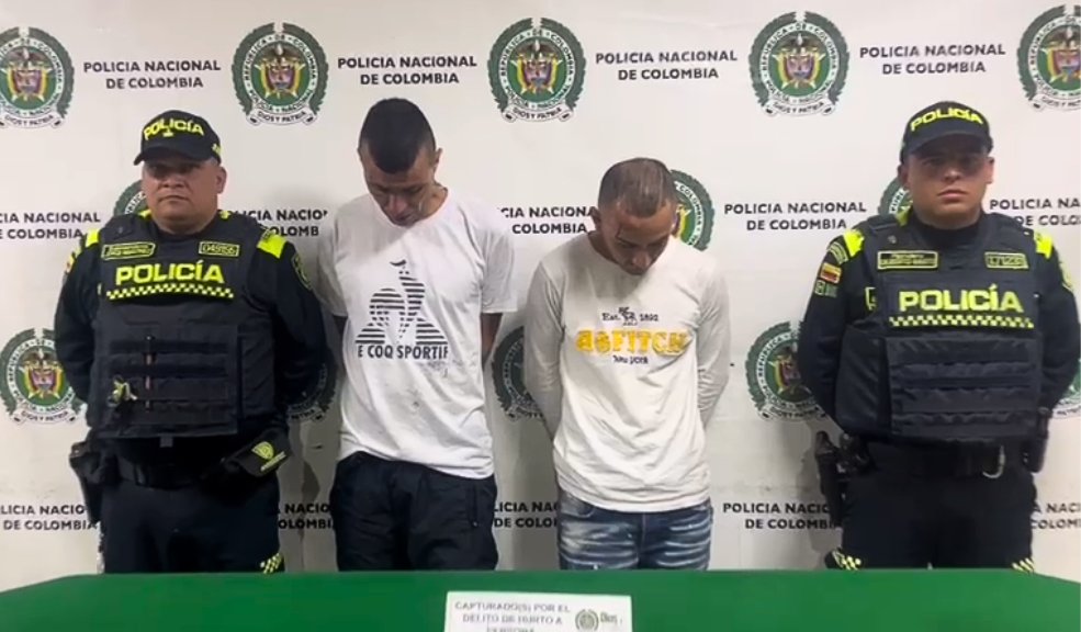 Envían a la cárcel a dos sujetos que habían robado $15 millones a una persona en San Cristóbal Los dos sujetos fueron capturados y enviados a la cárcel.