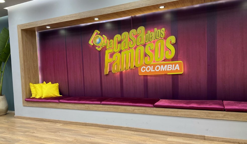 Los mejores memes que dejó el primer capítulo de 'La Casa de los famosos' El canal RCN estrenó la noche del domingo el reality 'La casa de los famosos Colombia', lo que generó polémica en redes sociales.