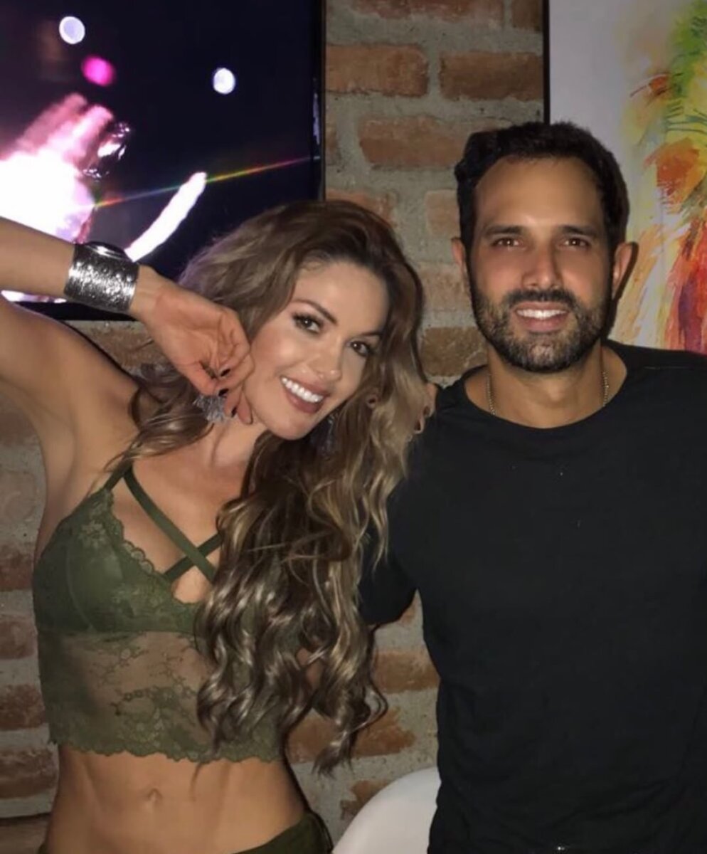 Alejandro Estrada quita las fotos con Nataly por supuestos cachos En redes sociales se rumora que el actor borró las fotos que tenía junto a su esposa, luego del escándalo de la supuesta infidelidad.