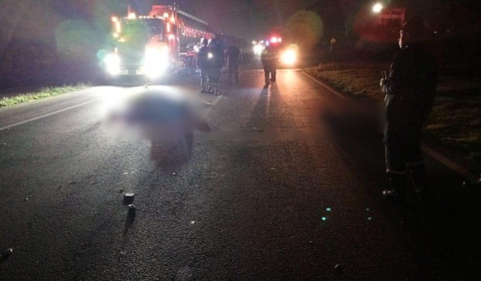2 motociclistas murieron en trágico accidente en vía Bogotá - Facatativá En la madrugada de este martes, dos personas que se movilizaban en moto perdieron la vida en la vía Bogotá - Facatativá. Esto es lo que se sabe.