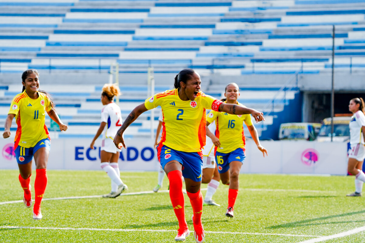 La Selección Colombia Femenina sigue ganando en el Sudamericano Sub-20 La Selección Colombia no se cansa de ganar en el Sudamericano Sub-20 de Ecuador. Este viernes se impuso nuevamente a Venezuela (3-2), en un complicado encuentro. Sigue invicta.