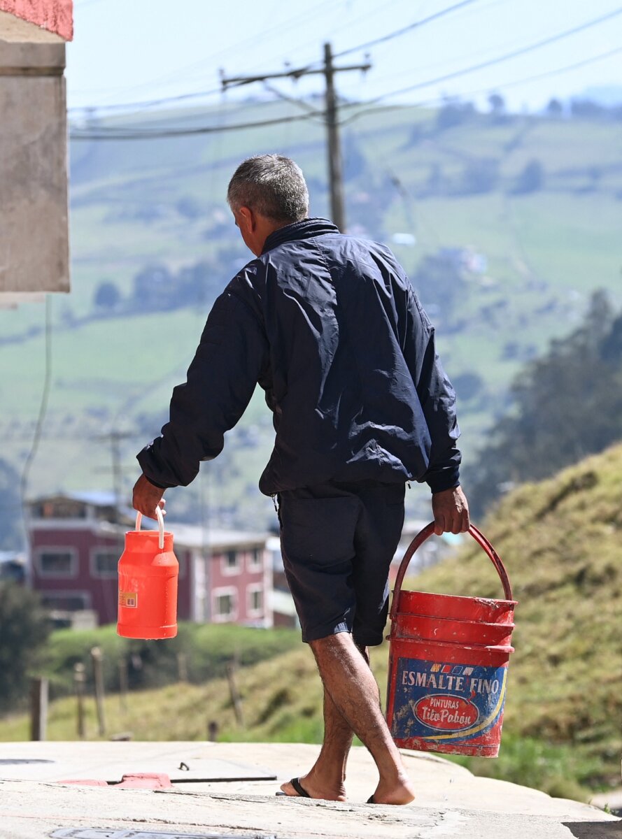 Balance del primer día de racionamiento de agua en Bogotá Este jueves fue el primer día de racionamiento de agua en la capital. El alcalde Galán presentó el balance de la medida.