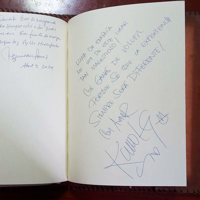 Le dan palo a Karol G por error de ortografía tras su visita a Machu Picchu Karol G firmó el libro de personalidades y una publicación del Ministerio de Cultura peruano la hizo pasar pena.