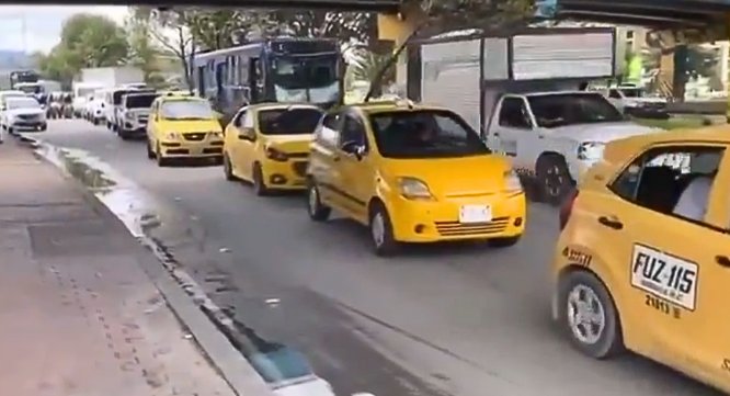 EN VIVO: Así avanza el paro de taxistas en Bogotá Les contamos cómo avanza la movilidad en la capital del país por cuenta del paro de taxistas.