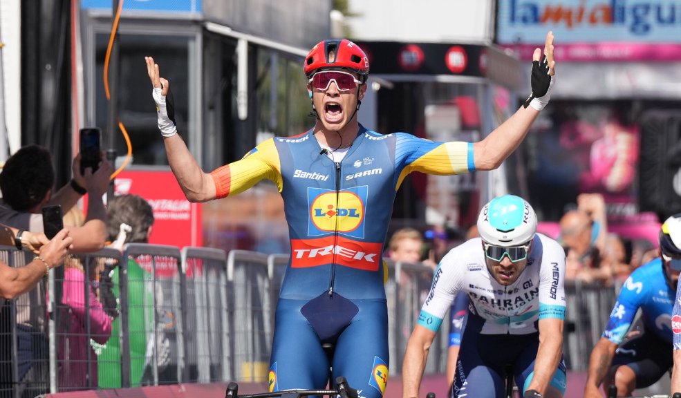 Jonathan Milan gana la cuarta etapa y Pogacar mantiene liderato en el Giro de Italia El ciclista italiano Jonathan Milan (Lidl Trek) es el vencedor de la cuarta etapa del Giro de Italia.